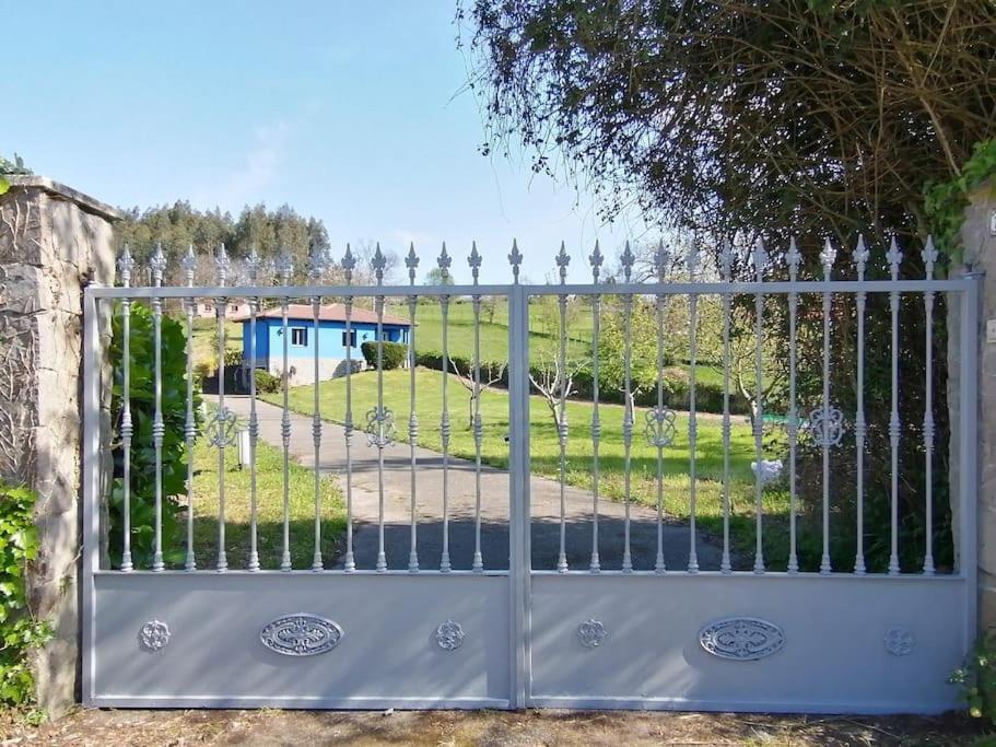 La Casa Azul De Lua Un Lugar Magico Villa Juncedo Eksteriør billede
